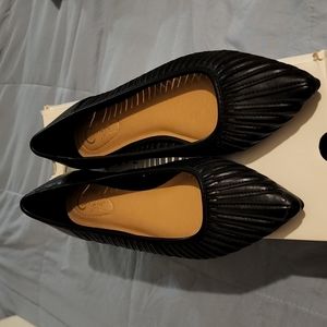 Comfort est 1946 Black flats